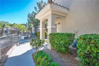 Photo #3: 2665104 Listing 