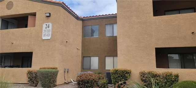 MLS: 2665111 Condo For Sale