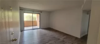 Photo #1: 2665111 Listing 