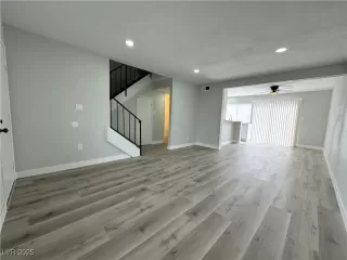 Photo #2: 2665114 Listing 