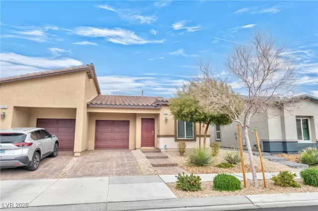 MLS: 2665151 Condo For Sale