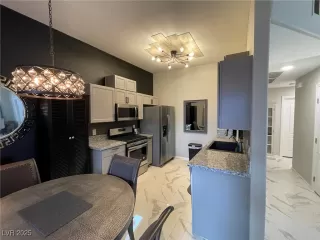 Photo #5: 2665163 Listing 