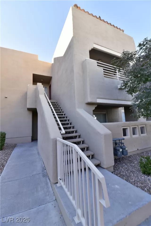 MLS: 2665165 Condo For Sale