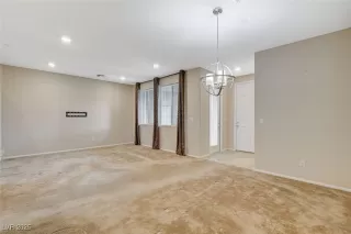 Photo #4: 2665179 Listing