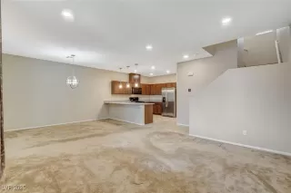 Photo #5: 2665179 Listing