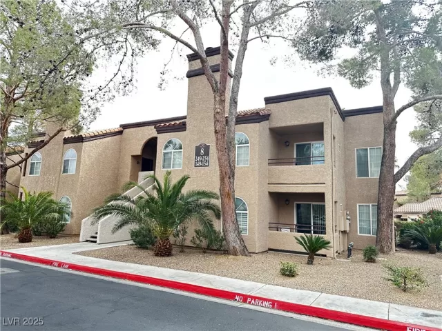 MLS: 2665223 Condo For Sale