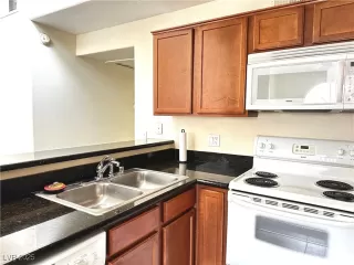 Photo #4: 2665223 Listing 