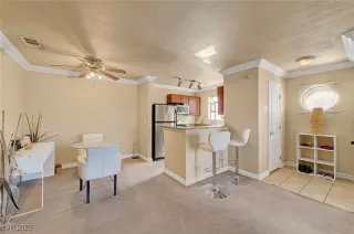 Photo #4: 2665239 Listing