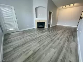 Photo #1: 2665293 Listing 