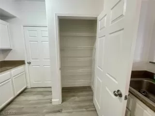 Photo #6: 2665293 Listing 