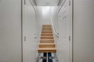 Photo #2: 2665302 Listing 