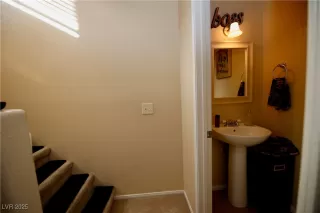 Photo #4: 2665307 Listing