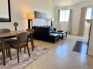 Photo #1: 2665309 Listing 