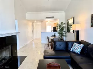 Photo #4: 2665309 Listing 