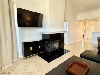 Photo #5: 2665309 Listing 