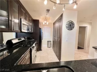 Photo #6: 2665312 Listing 