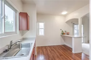 Photo #6: 2665321 Listing 