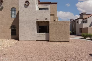 Photo #4: 2665330 Listing 