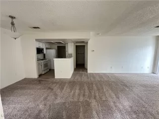 Photo #2: 2665331 Listing 