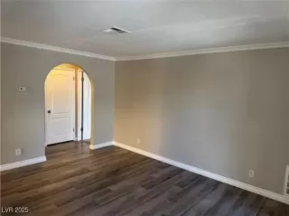 Photo #4: 2665420 Listing 