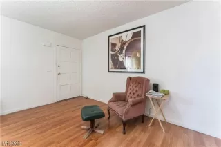 Photo #2: 2665421 Listing 