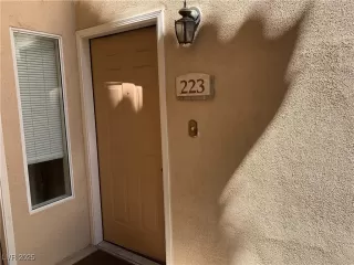 Photo #3: 2665431 Listing 