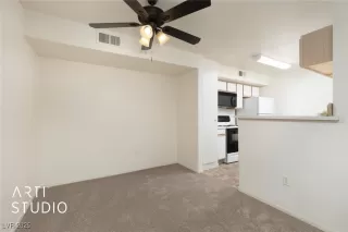 Photo #5: 2665433 Listing 