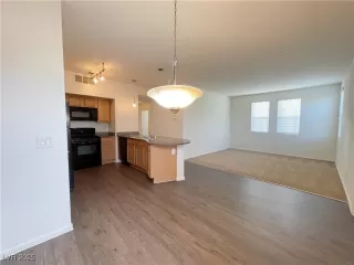 Photo #1: 2665441 Listing 