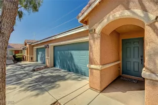 Photo #4: 2665444 Listing