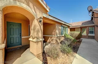 Photo #5: 2665444 Listing