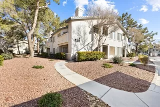 Photo #3: 2665446 Listing