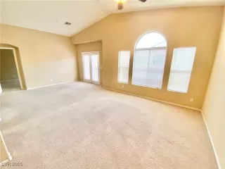 Photo #2: 2665447 Listing 