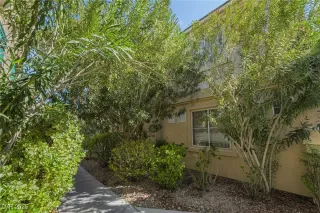 Photo #1: 2665480 Listing 