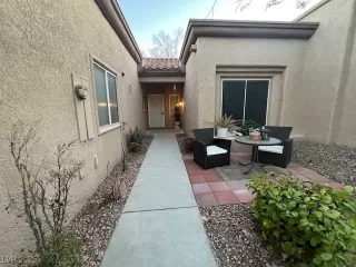 Photo #1: 2665516 Listing 