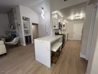 Photo #3: 2665516 Listing 