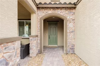 Photo #3: 2665520 Listing 