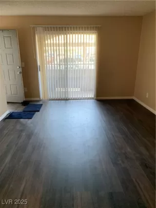 Photo #4: 2665532 Listing