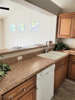 Photo #5: 2665534 Listing 