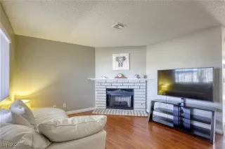 Photo #5: 2665560 Listing