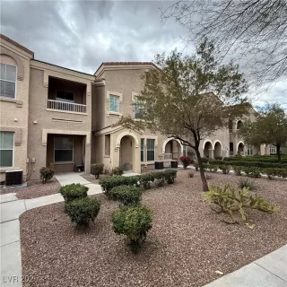 Photo #1: 2665569 Listing 