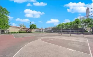 Photo #2: 2665623 Listing