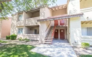 Photo #4: 2665623 Listing