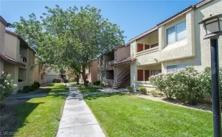 Photo #6: 2665623 Listing