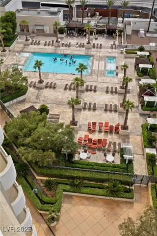 Photo #3: 2665628 Listing