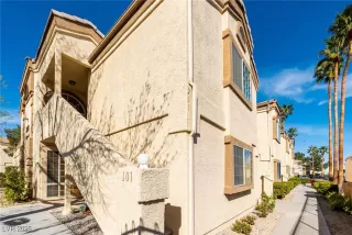 Photo #1: 2665646 Listing 