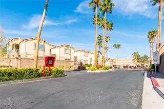 Photo #3: 2665646 Listing 