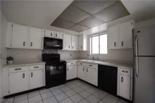 Photo #1: 2665662 Listing