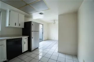 Photo #2: 2665662 Listing