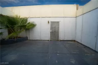 Photo #5: 2665662 Listing