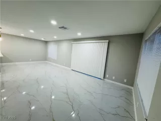 Photo #1: 2665767 Listing 